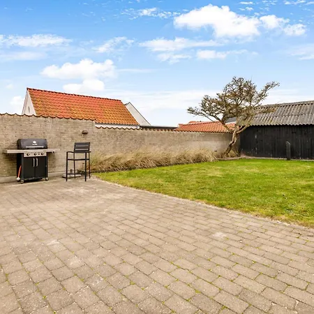 Kirkegade 4 - Lovely In The Heart Of *